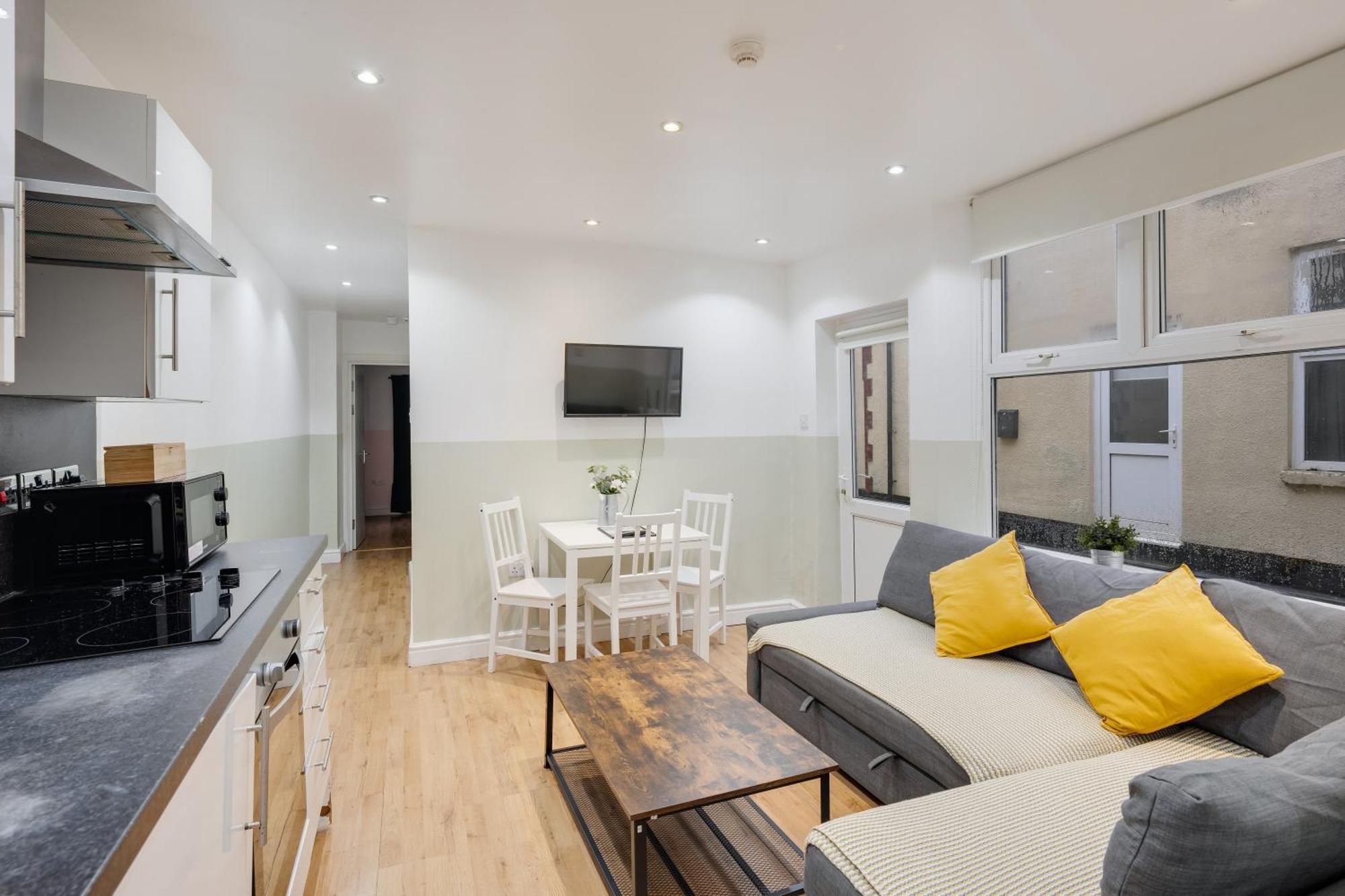 2 Bedroom Apartment For Up To 6 Nr Centre Cardiff Extérieur photo